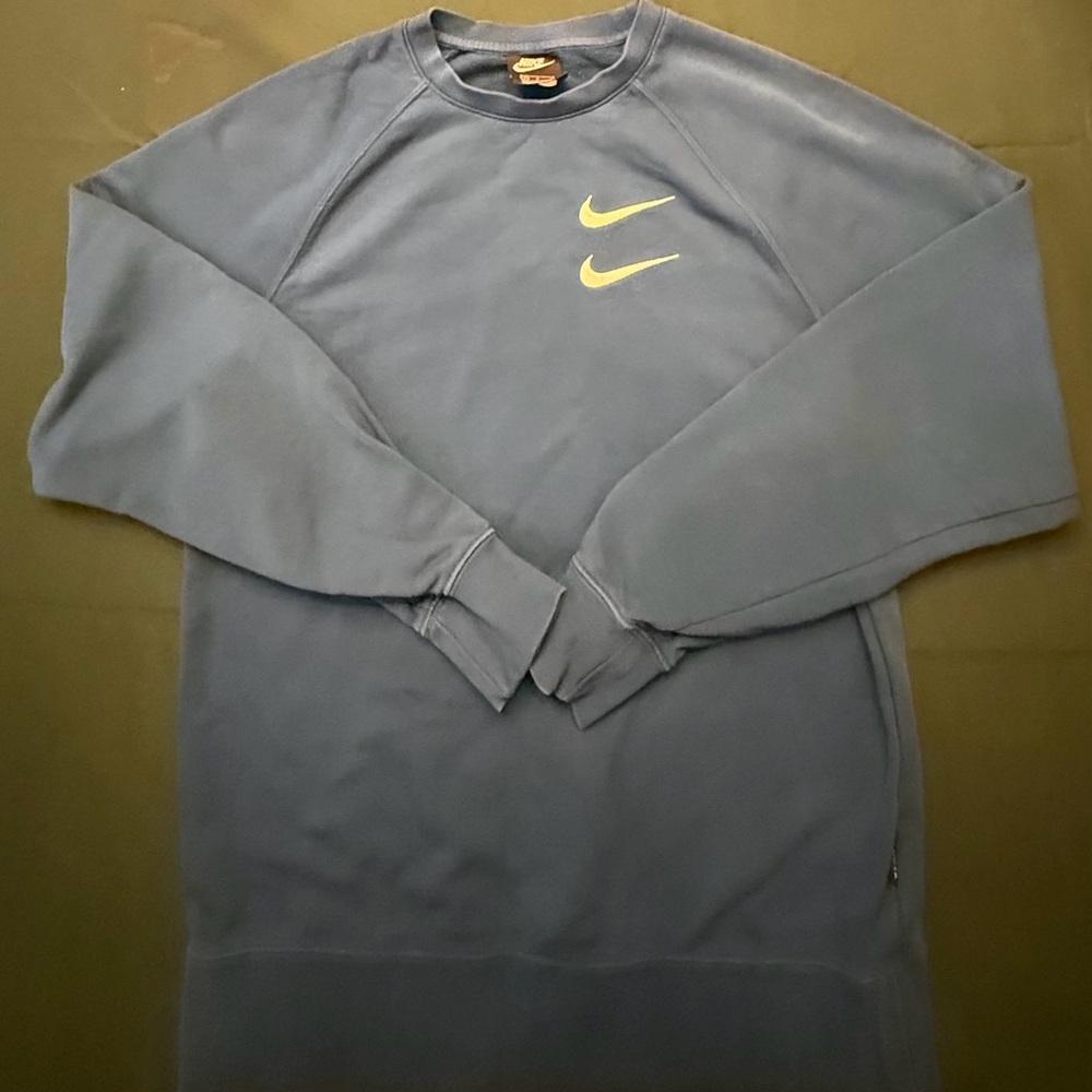 Nike Men's Crewneck in Blue with Yellow Logo